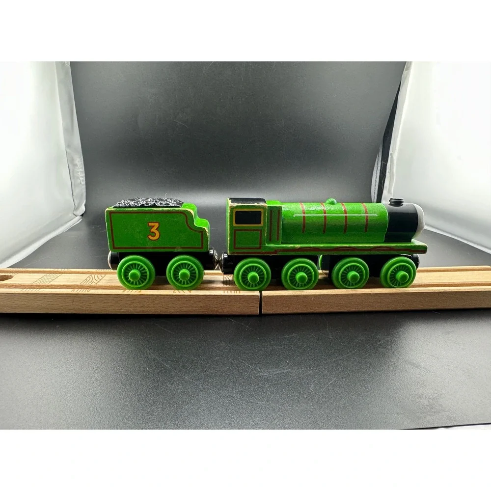 Learning Curve Thomas Henry Wooden Railway Train with Tender‎ Vtg 2003 #3 Green
